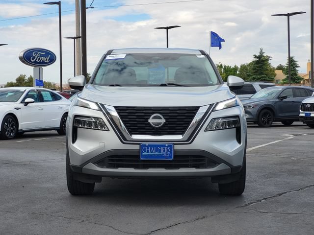 Used 2023 Nissan Rogue SV FWD image 2