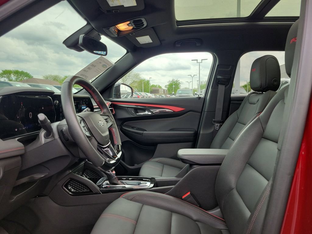 Used 2024 Chevrolet TrailBlazer RS w/ Convenience Package image 18