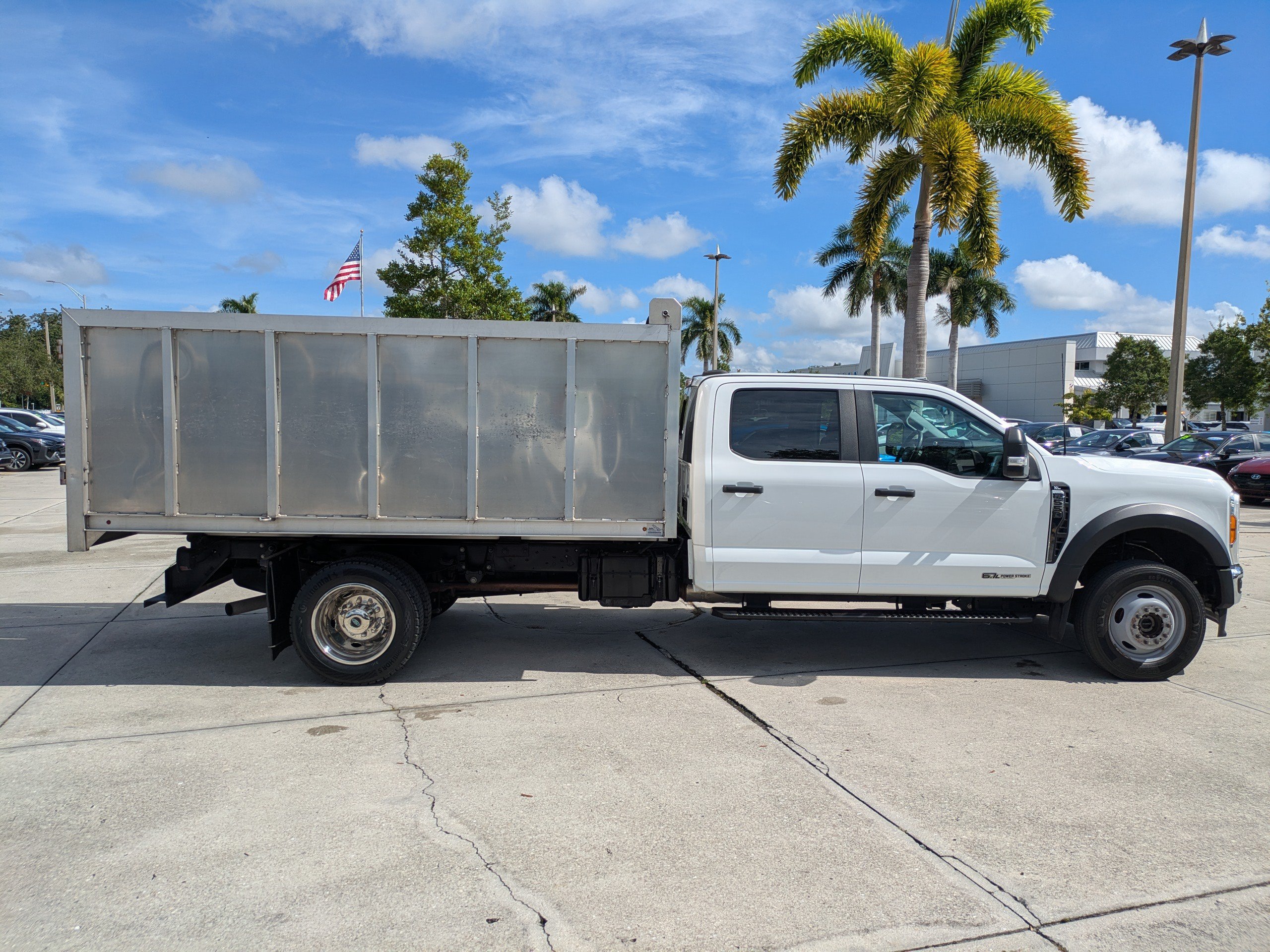 Certified 2023 Ford F550 4x4 Crew Cab Super Duty image 3