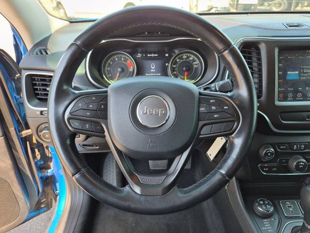 Used 2020 Jeep Cherokee Trailhawk AWD/4WD image 18