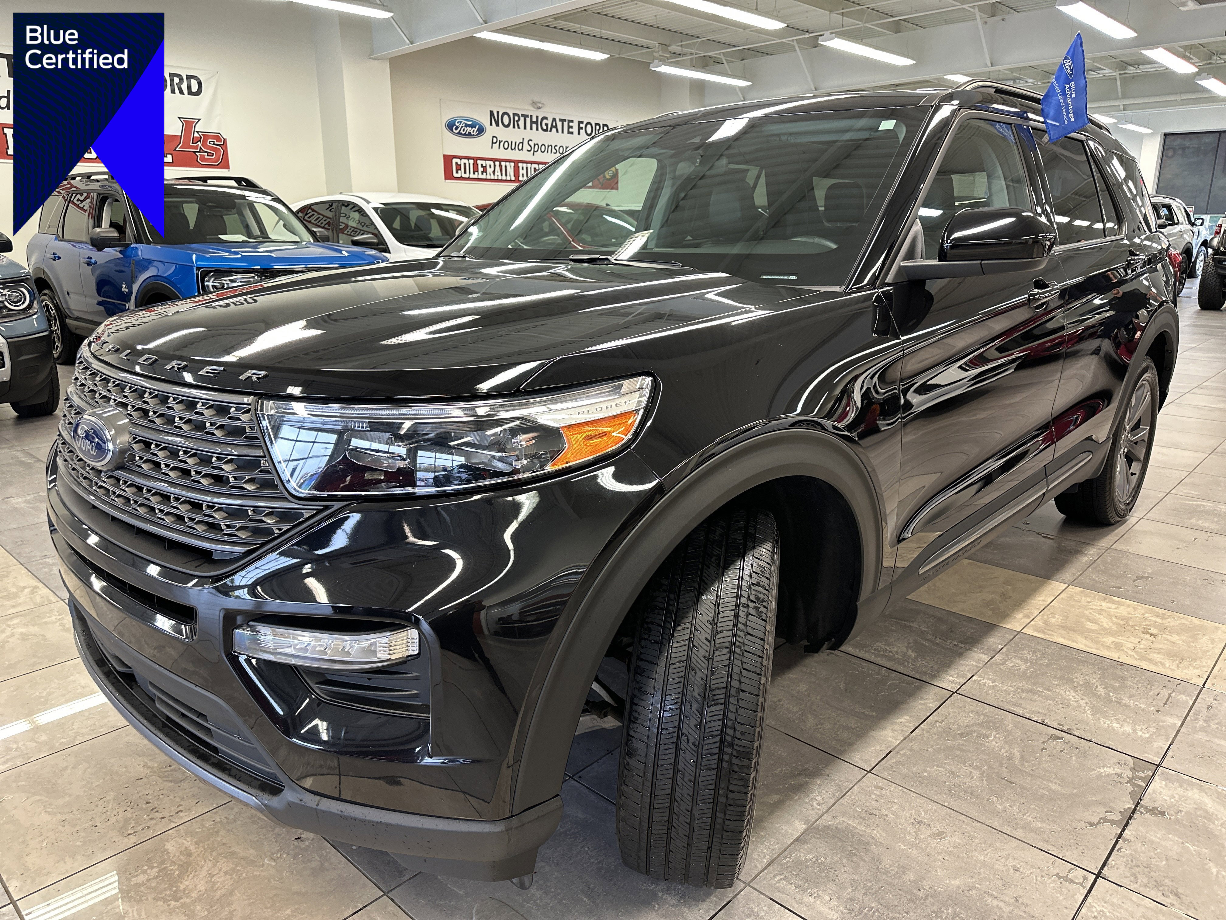 Certified 2022 Ford Explorer XLT w/ Equipment Group 202A
