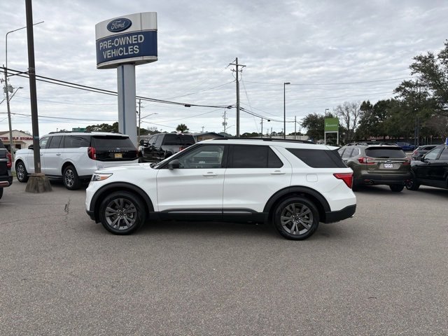 Certified 2021 Ford Explorer XLT w/ Equipment Group 202A image 2