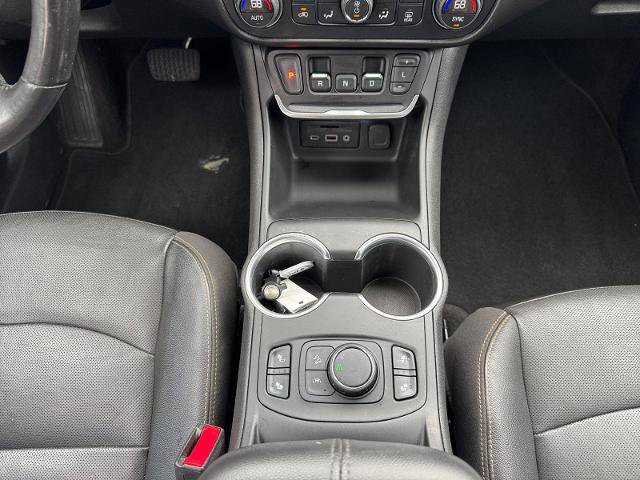 Used 2020 GMC Terrain SLT w/ Preferred Package FWD image 11