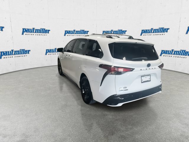 Used 2025 Toyota Sienna XSE w/ XSE Premium Package AWD/4WD image 8