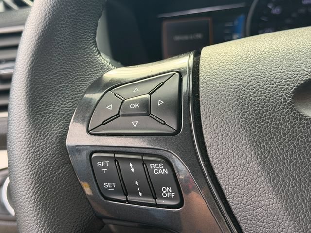 Certified 2018 Ford Explorer XLT w/ Equipment Group 202A FWD image 25