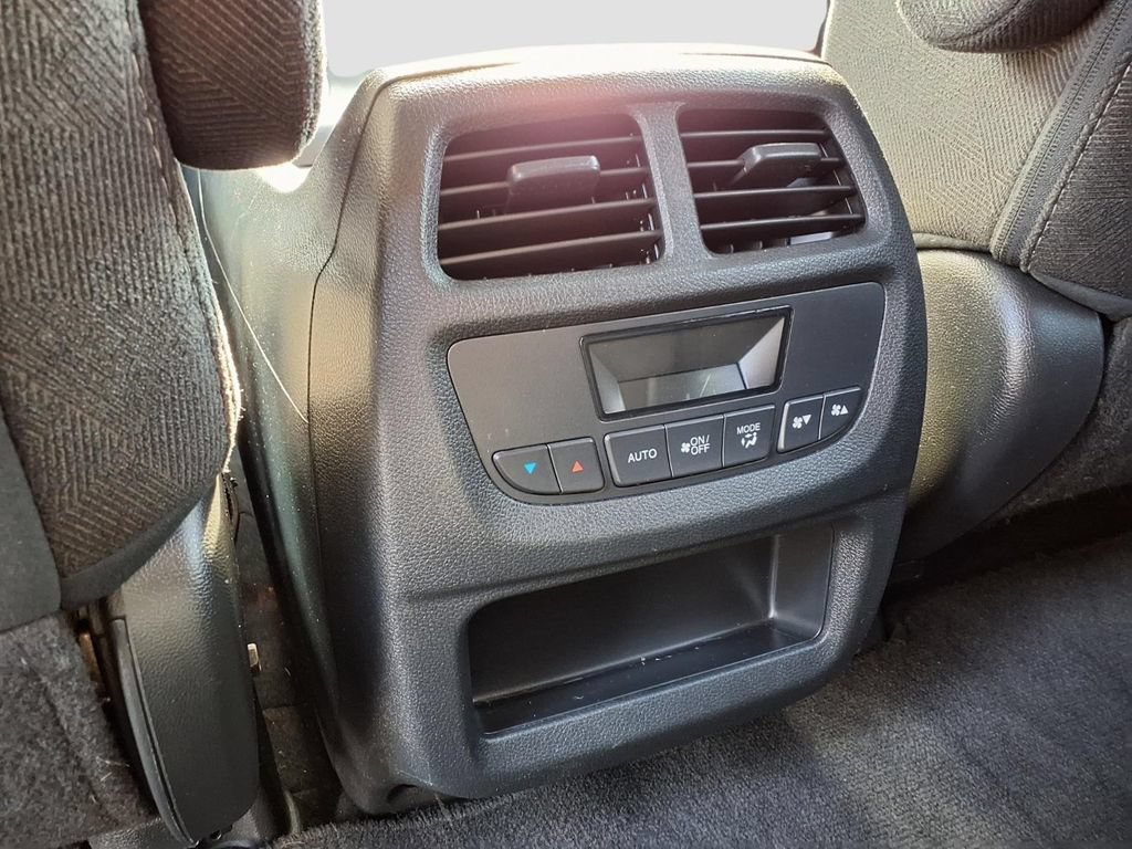 Used 2021 Honda Pilot EX image 26