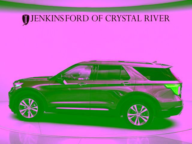Certified 2020 Ford Explorer Platinum w/ Premium Technology Package AWD/4WD image 9