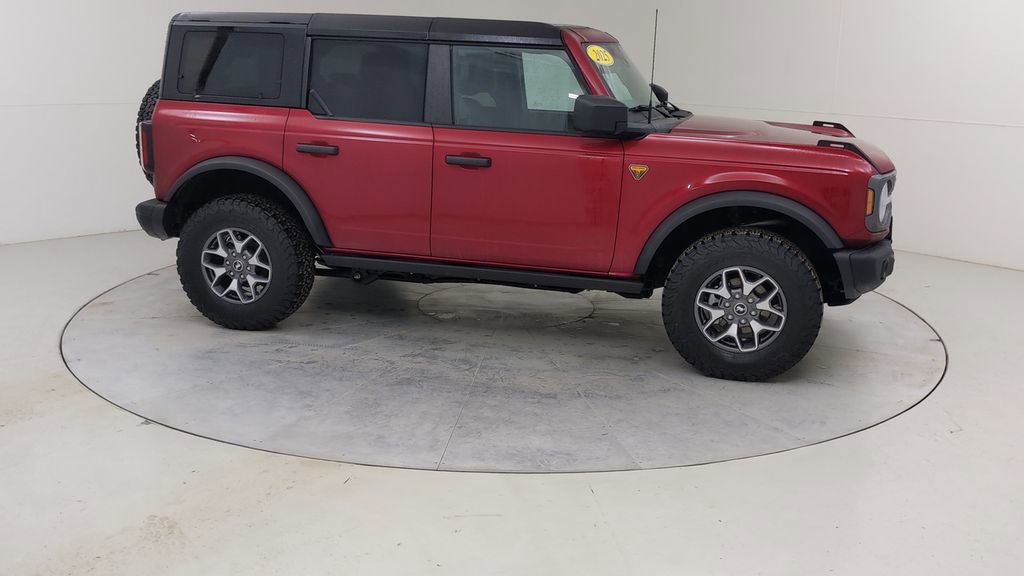Certified 2025 Ford Bronco Badlands AWD/4WD image 12