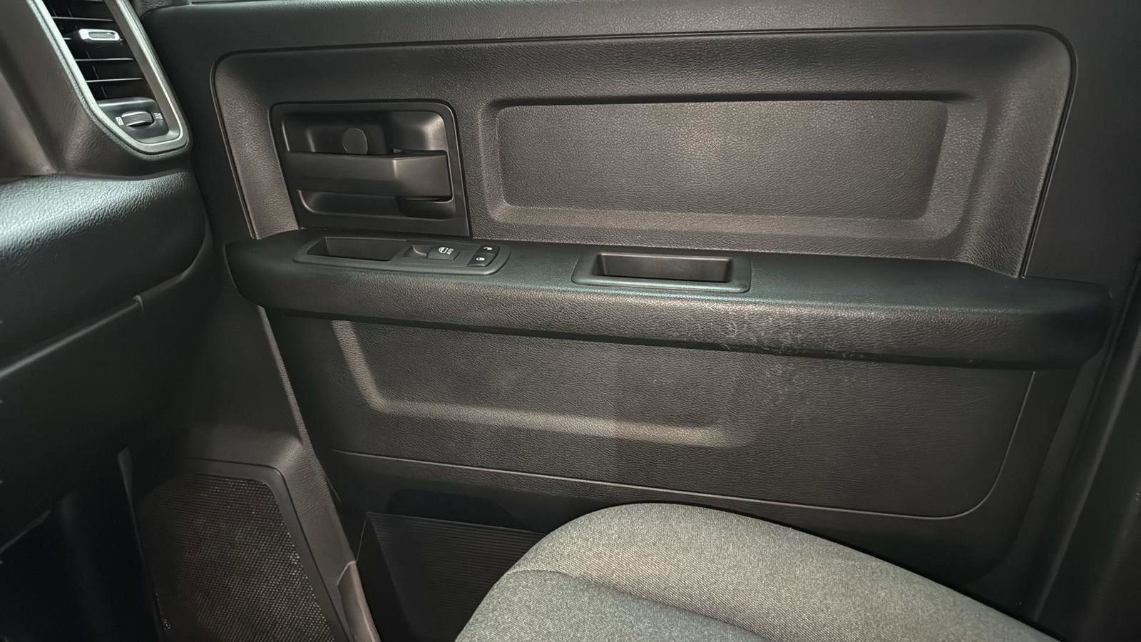 Used 2020 RAM 3500 Tradesman image 24