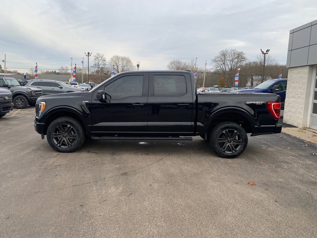 Certified 2022 Ford F150 XLT w/ Equipment Group 302A High image 27