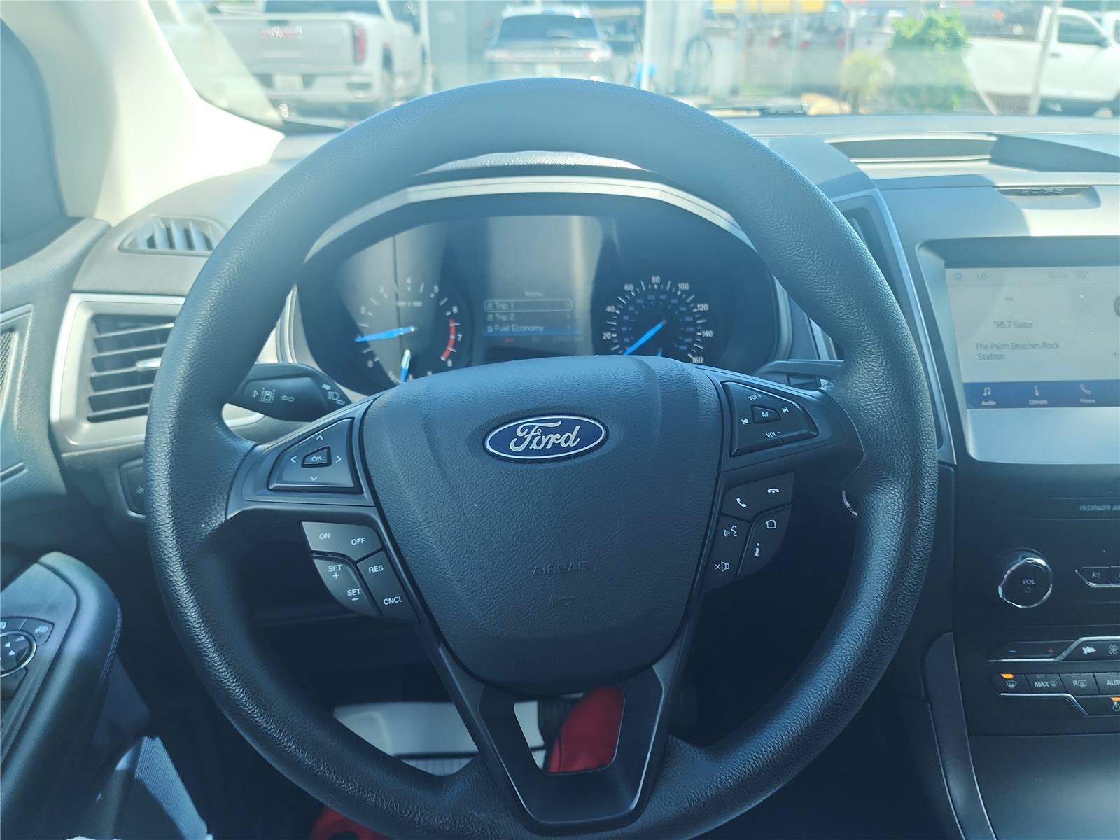 Certified 2020 Ford Edge SE FWD image 28