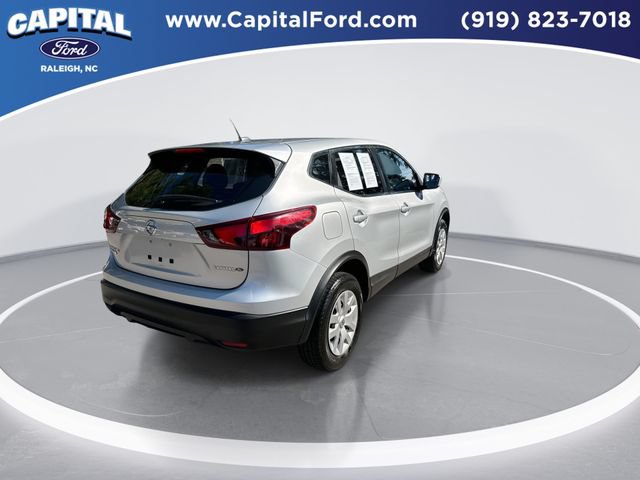 Used 2019 Nissan Rogue Sport S FWD image 8
