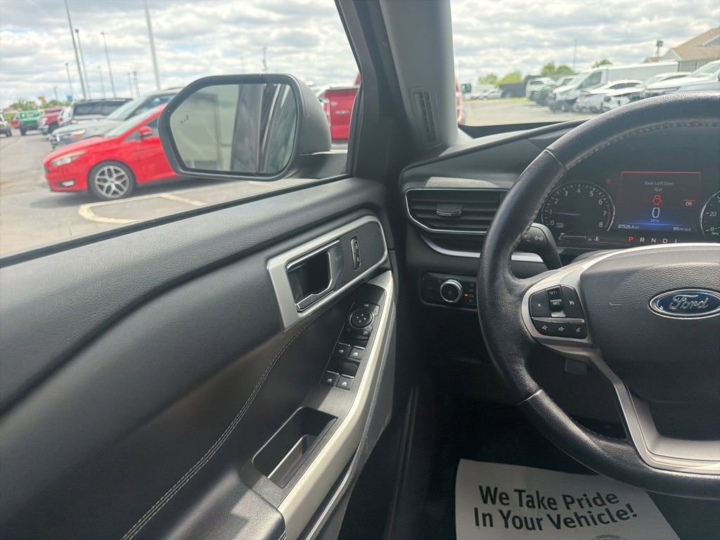 Certified 2022 Ford Explorer XLT w/ Equipment Group 202A AWD/4WD image 16