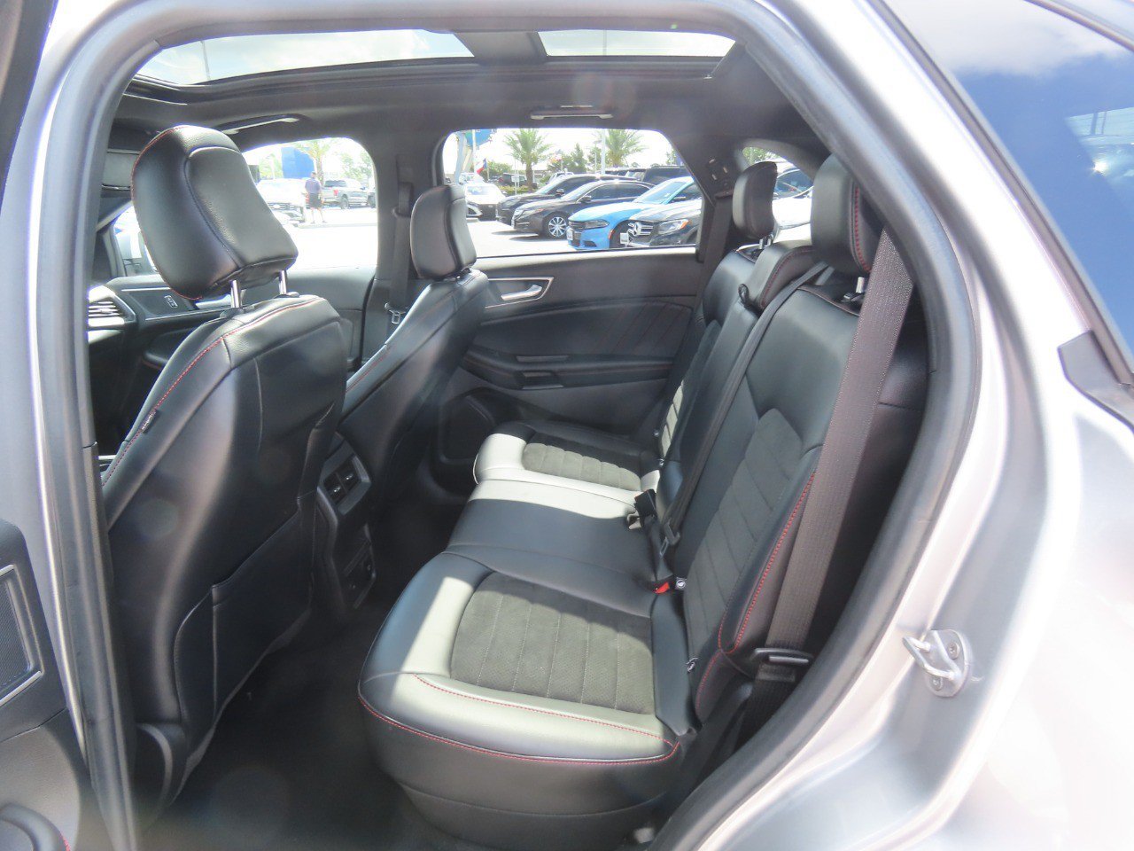 Certified 2023 Ford Edge ST-Line AWD/4WD image 19