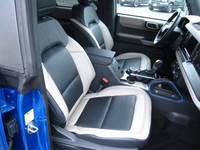 Certified 2023 Ford Bronco Wildtrak image 31