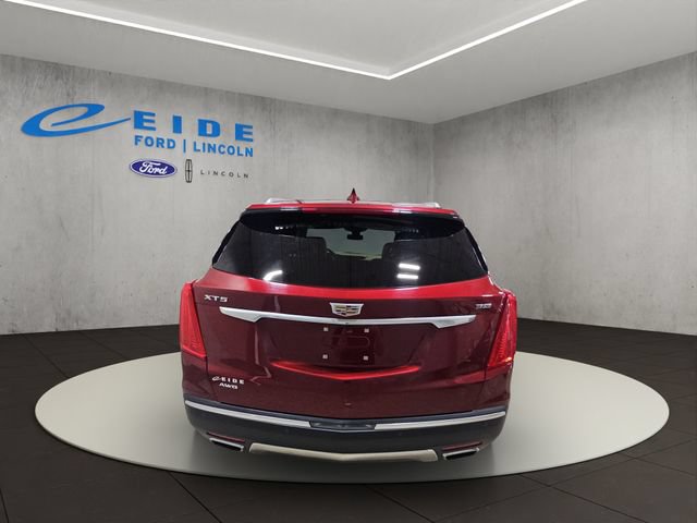 Used 2017 Cadillac XT5 Platinum w/ Driver Assist Package AWD/4WD image 9