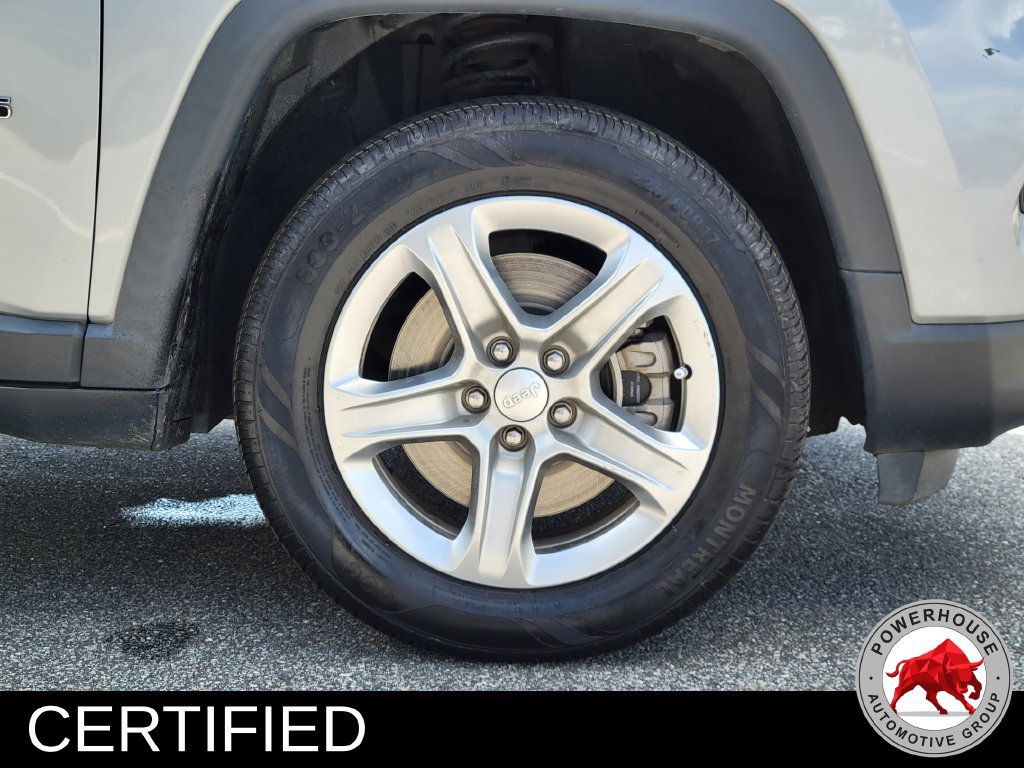 Used 2024 Jeep Compass Latitude AWD/4WD image 12