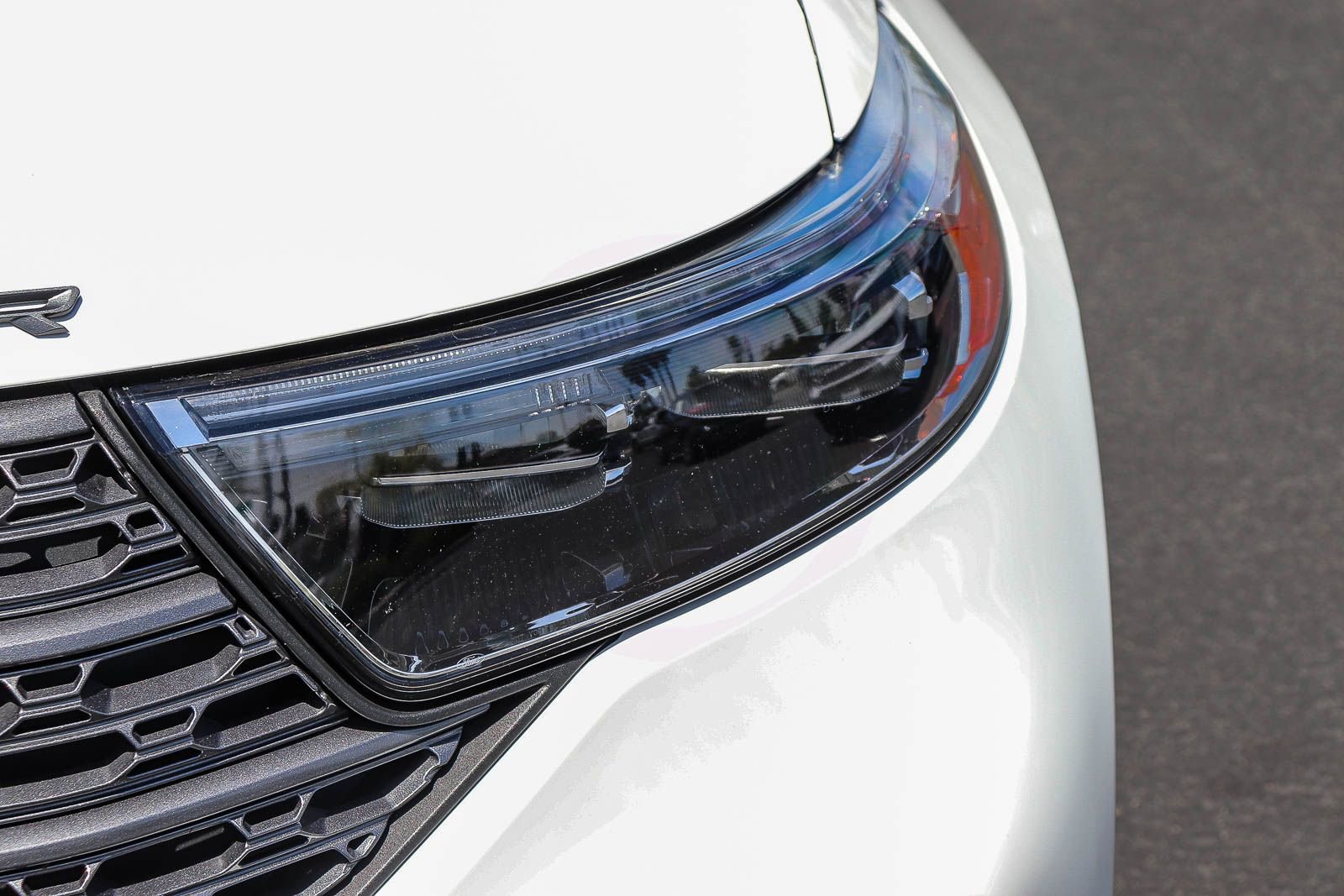 Certified 2023 Ford Explorer XLT w/ Equipment Group 202A image 10