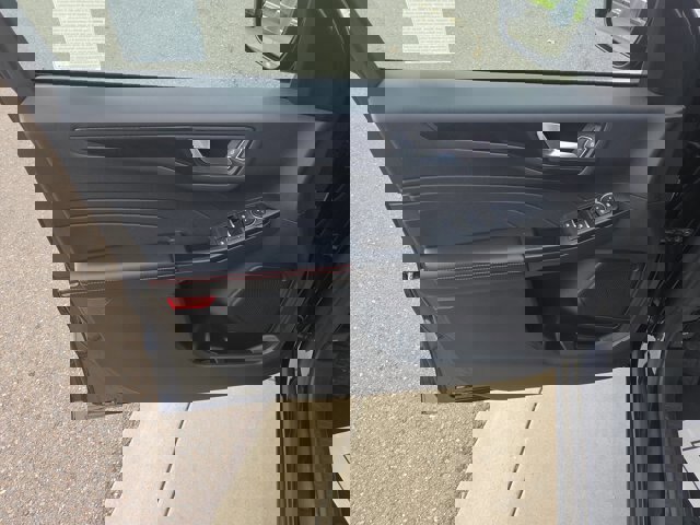 Certified 2025 Ford Escape ST-Line image 11