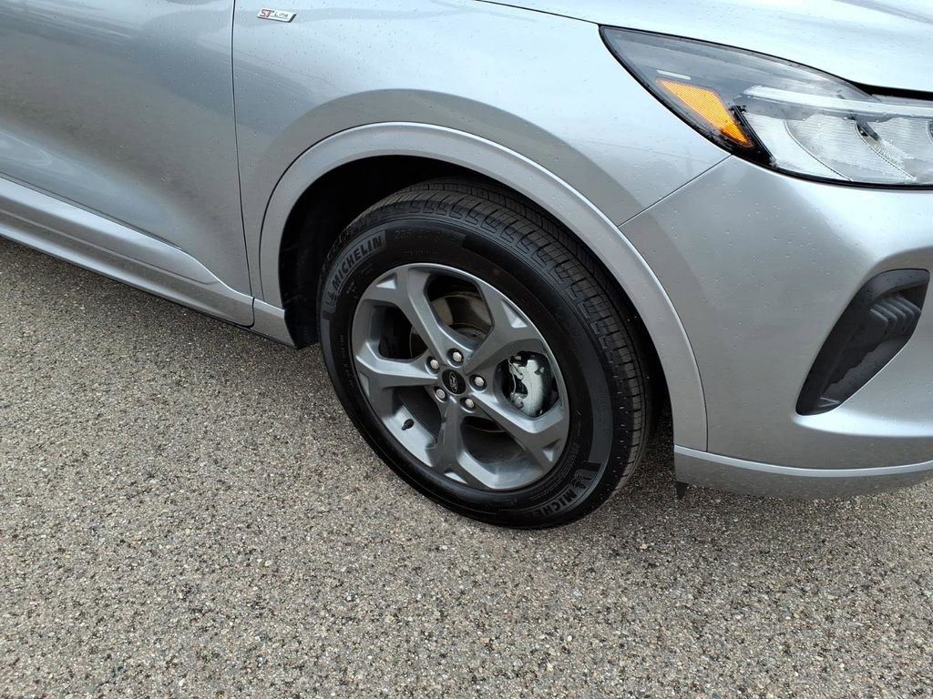 Certified 2024 Ford Escape ST-Line w/ Tech Pack #1 image 8