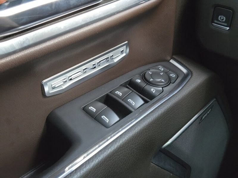 Used 2023 GMC Sierra 1500 Denali w/ Denali Reserve Package AWD/4WD image 36