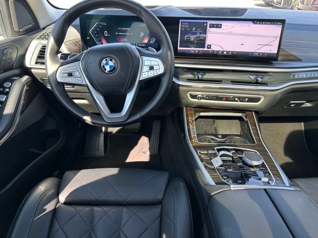 Used 2024 BMW X7 xDrive40i AWD/4WD image 19