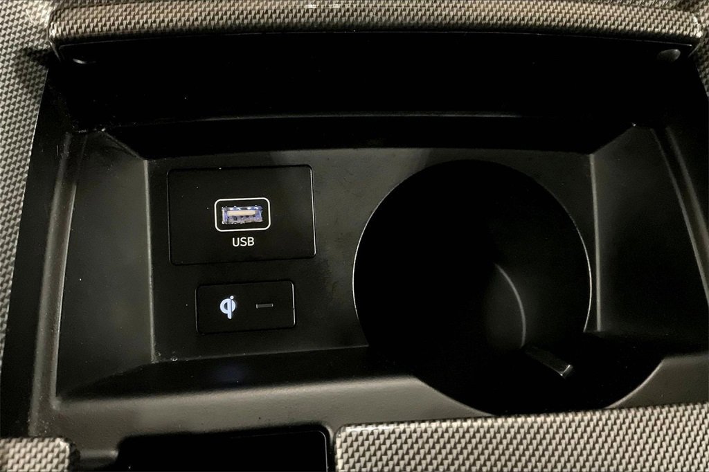 Used 2023 Hyundai Santa Fe Limited image 32