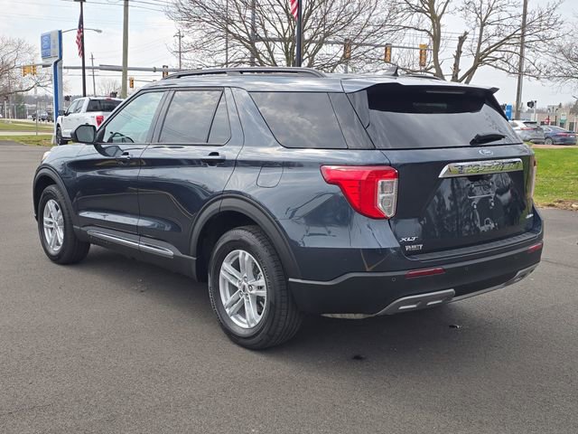 Certified 2024 Ford Explorer XLT w/ Equipment Group 202A image 3