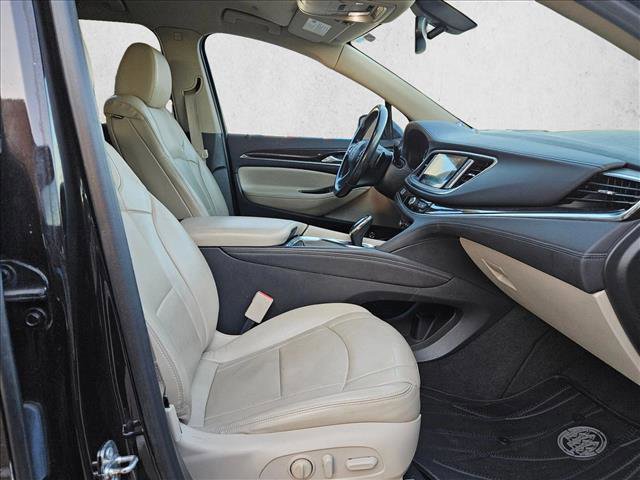 Used 2018 Buick Enclave Essence FWD image 19