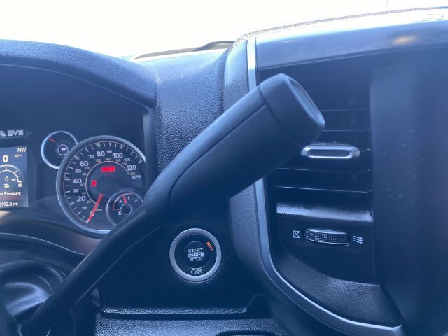 Used 2024 RAM 2500 Big Horn AWD/4WD image 26