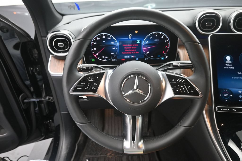 Used 2026 Mercedes-Benz GLC 300 image 6