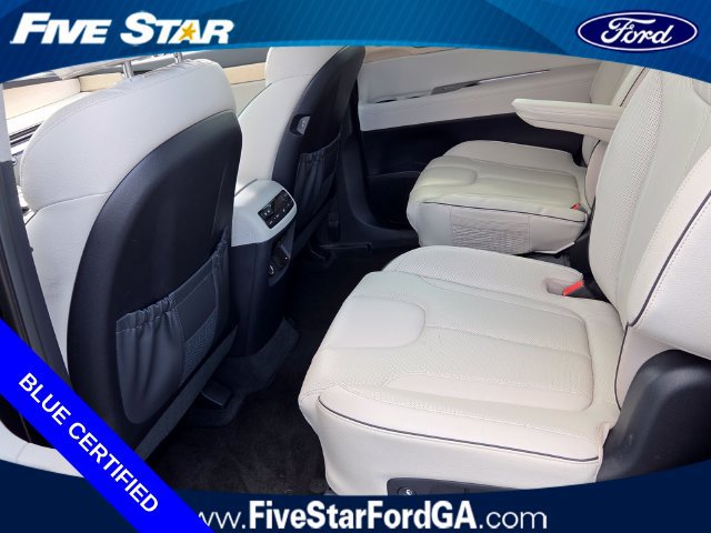 Used 2024 Hyundai Palisade Limited FWD image 12
