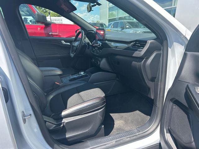 Certified 2026 Ford Escape ST-Line AWD/4WD image 29