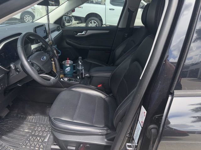 Certified 2021 Ford Escape SEL w/ Technology Package image 3