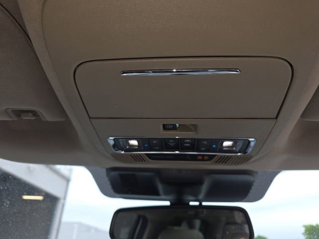 Certified 2025 Ford F150 Platinum w/ Equipment Group 703A Plus AWD/4WD image 6