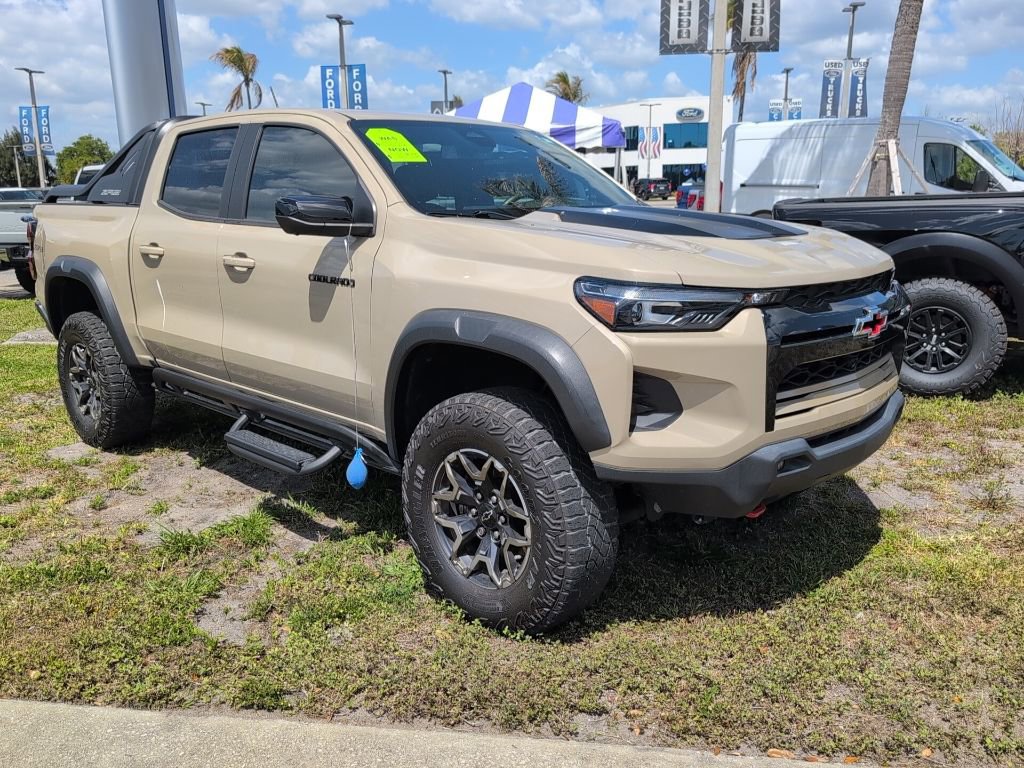 Used 2023 Chevrolet Colorado ZR2 w/ ZR2 Convenience Package III image 24