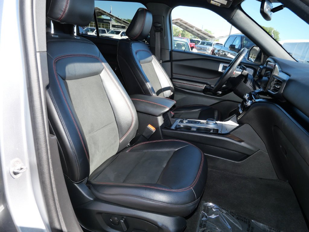 Certified 2023 Ford Explorer ST-Line w/ Class IV Trailer Tow Package AWD/4WD image 12