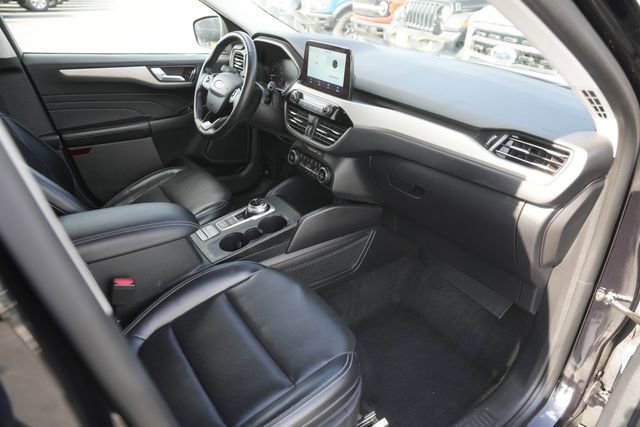 Certified 2021 Ford Escape SEL image 18