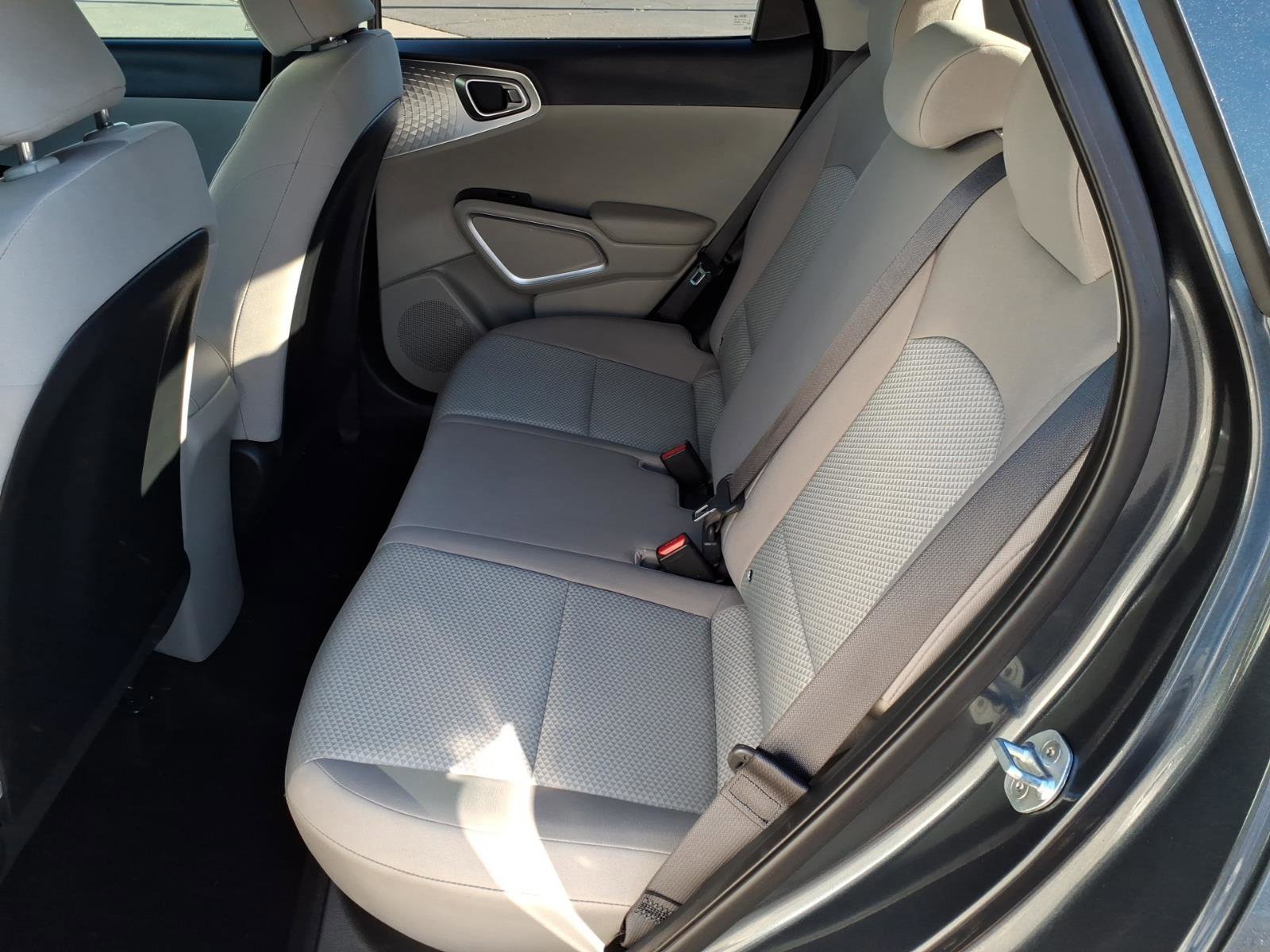 Used 2020 Kia Soul LX image 14