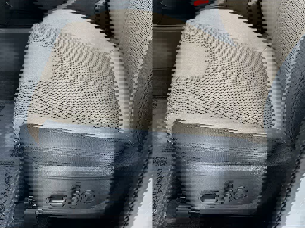 Used 2021 Hyundai Santa Fe SEL w/ Convenience Package image 30