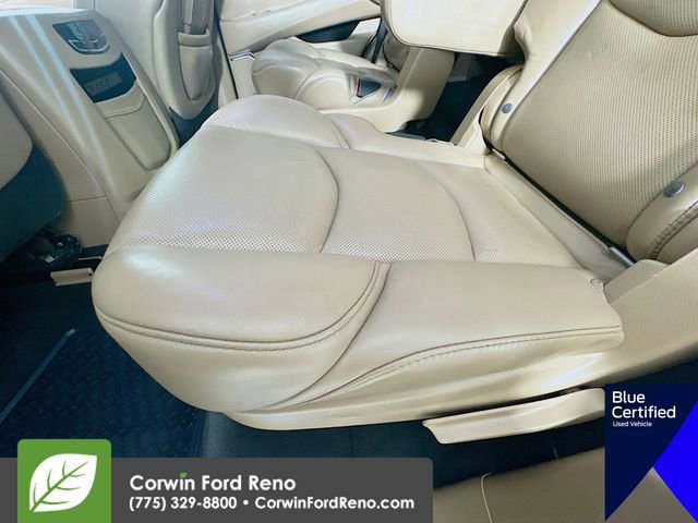 Used 2018 Cadillac Escalade Platinum AWD/4WD image 29