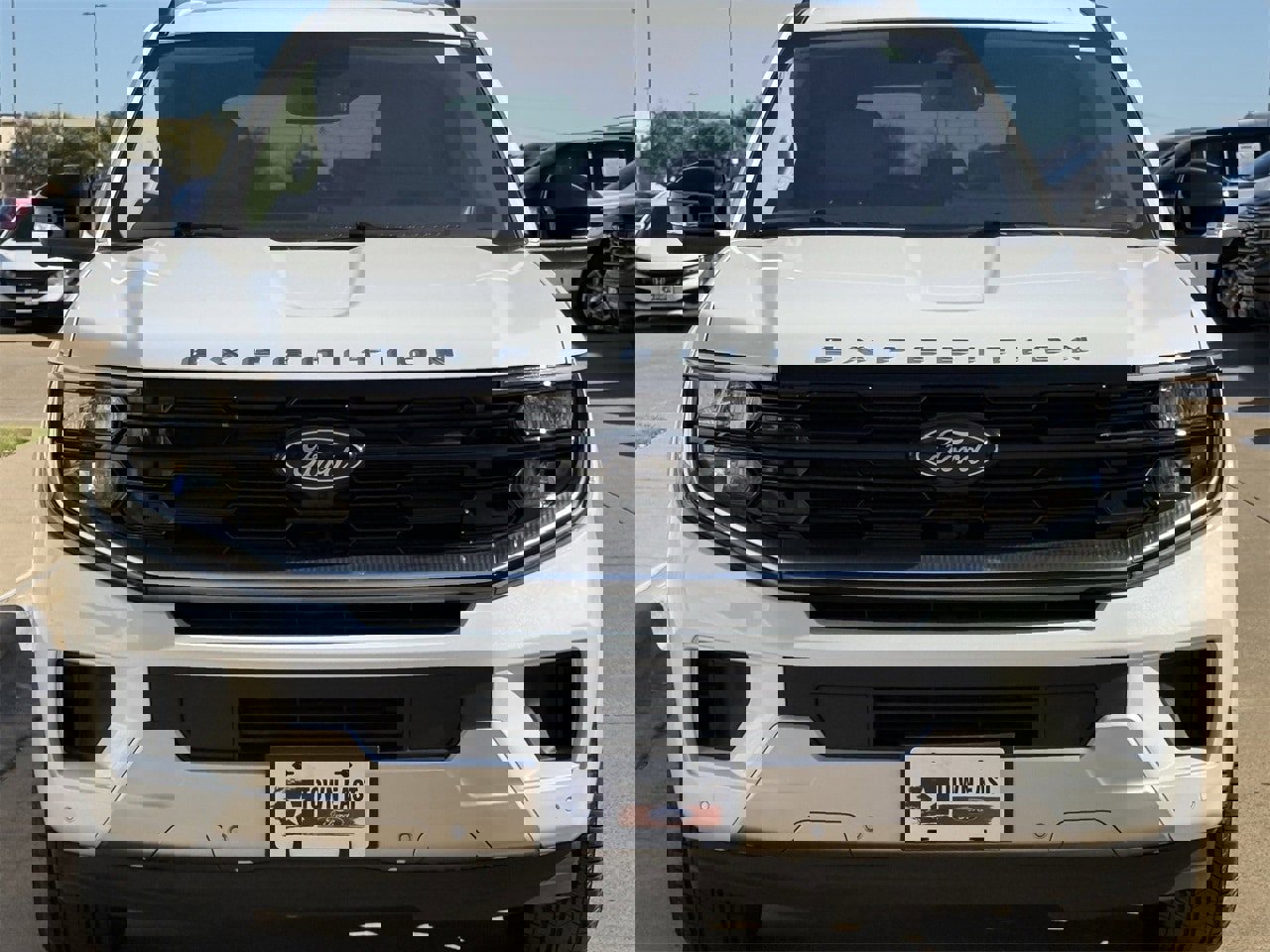 Certified 2025 Ford Expedition Platinum w/ Driver's Package image 6