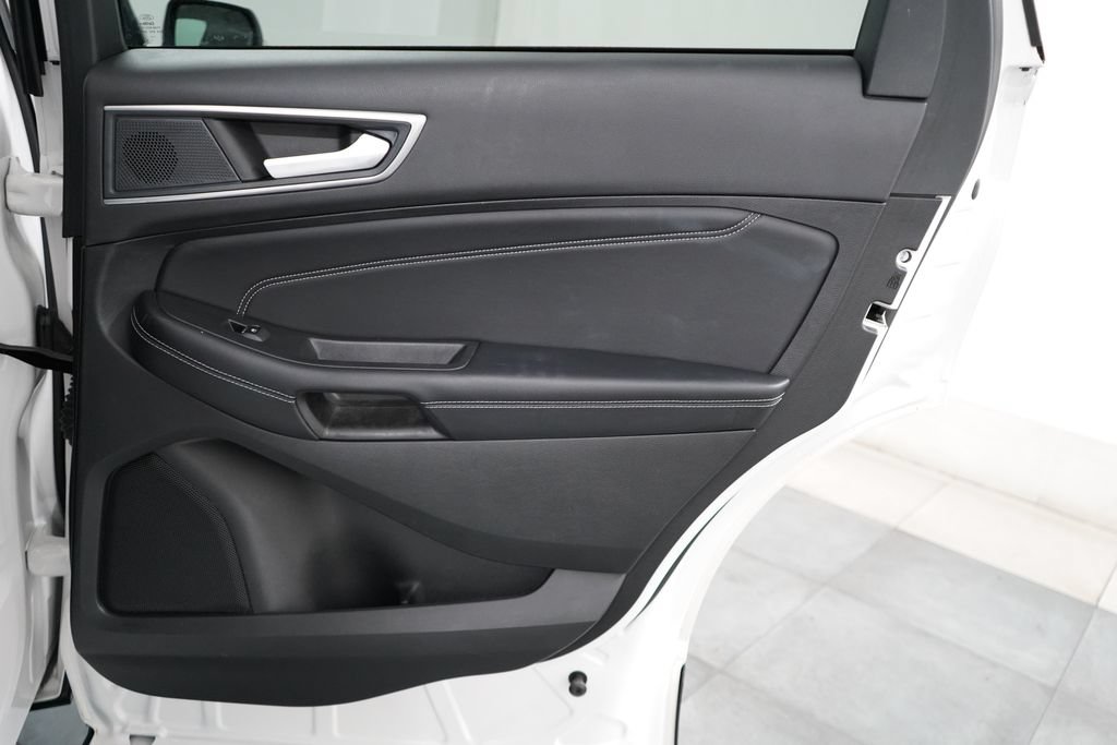 Certified 2023 Ford Edge Titanium AWD/4WD image 28