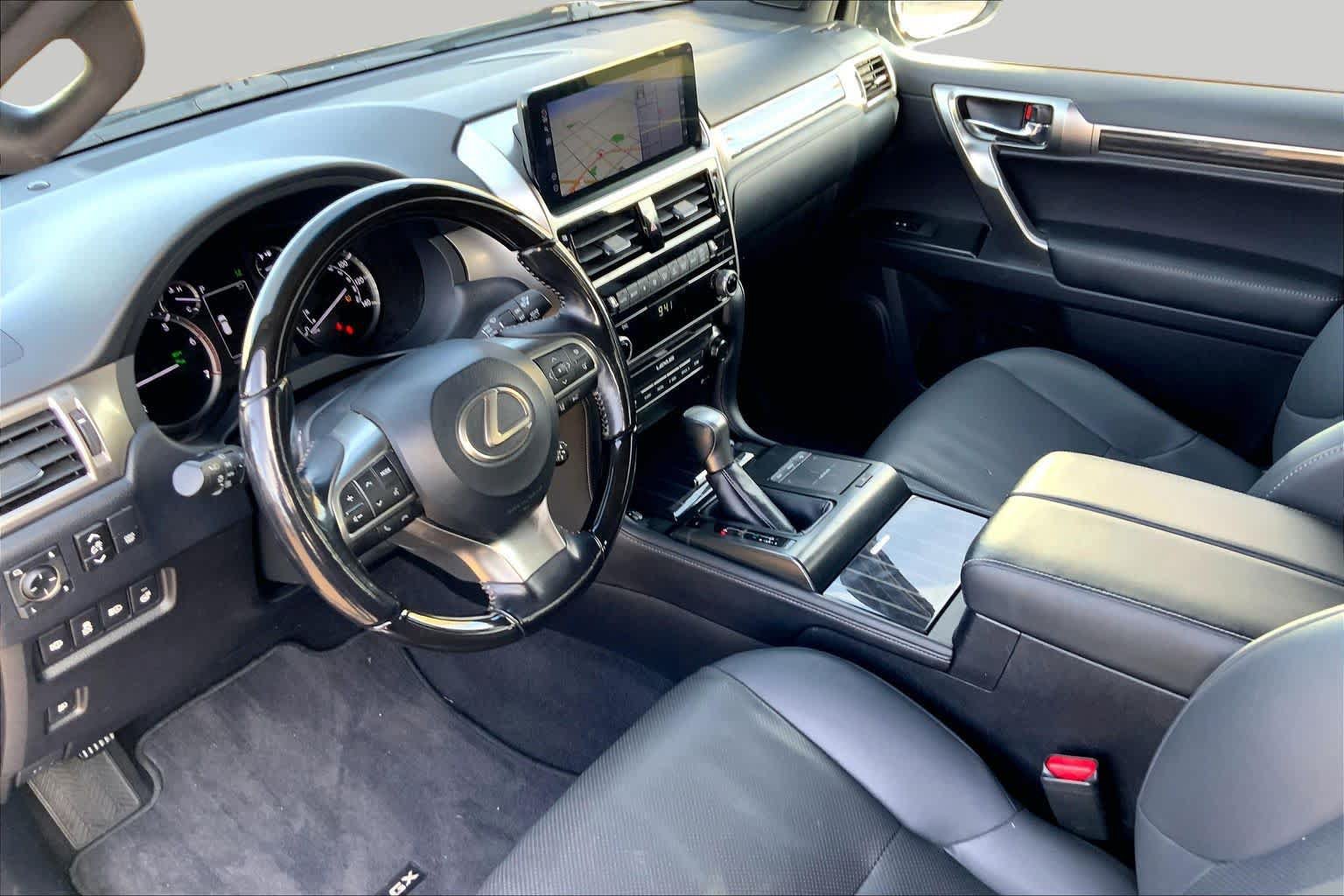 Used 2022 Lexus GX 460 Premium w/ Premium Package AWD/4WD image 18