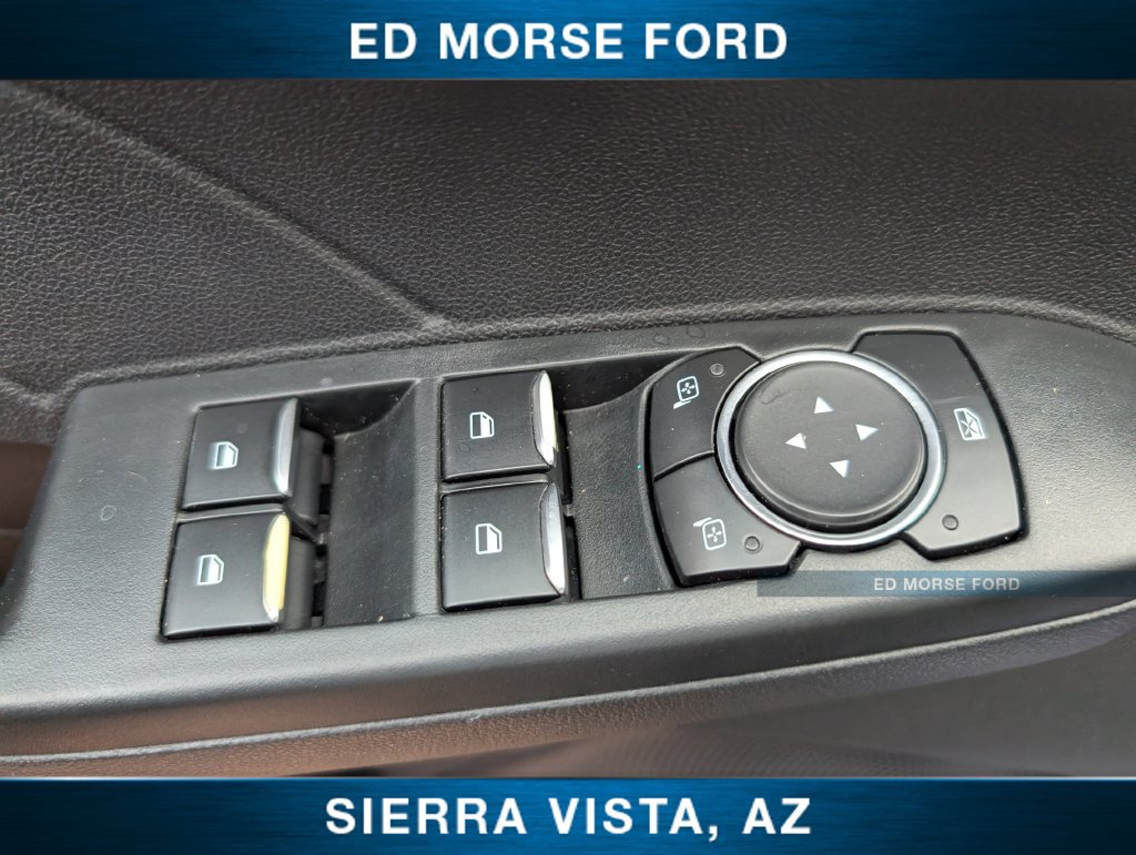 Certified 2022 Ford Escape SE w/ SE Sport Appearance Package FWD image 11