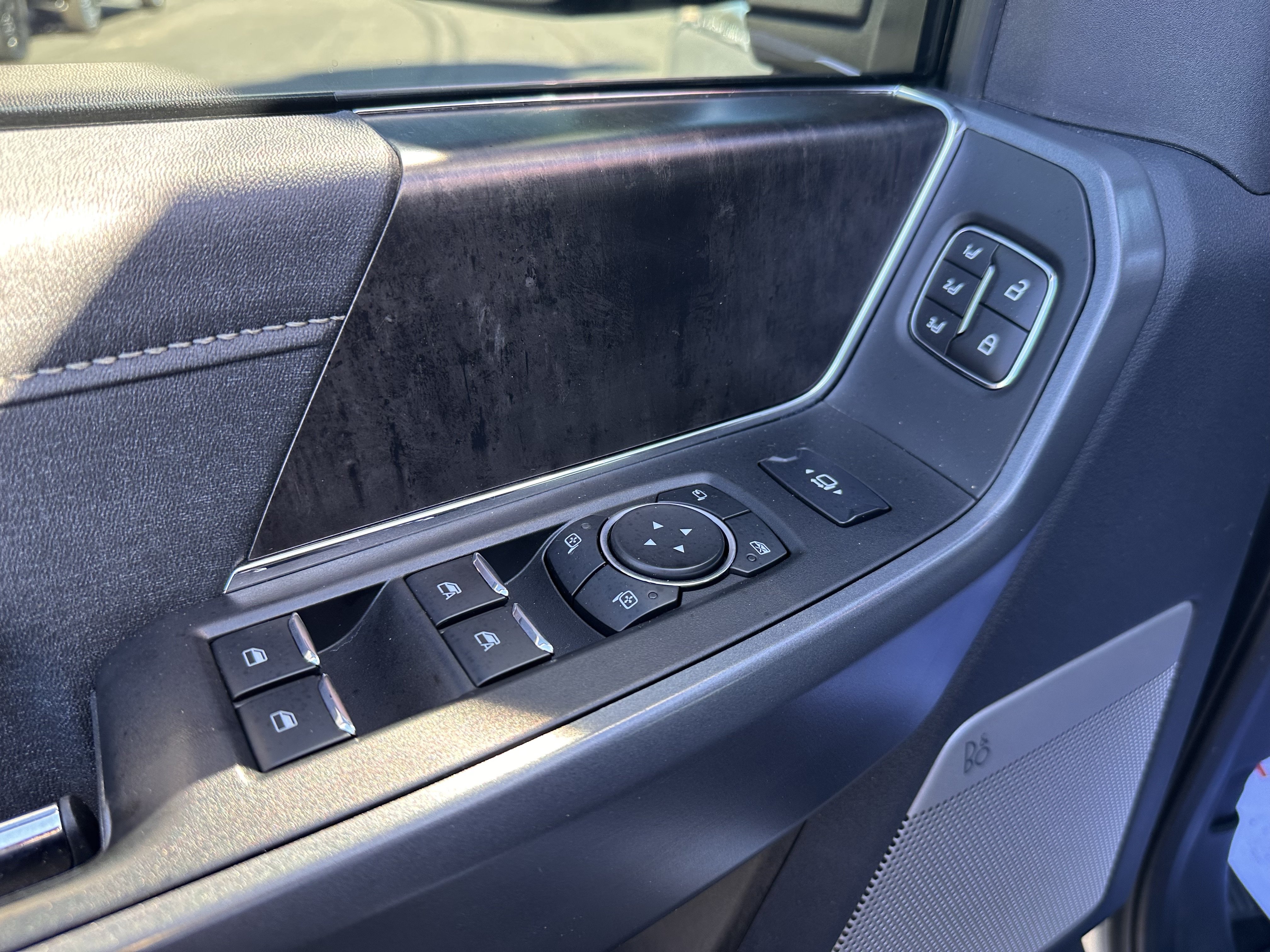 Certified 2023 Ford F250 Lariat w/ Lariat Ultimate Package AWD/4WD image 18