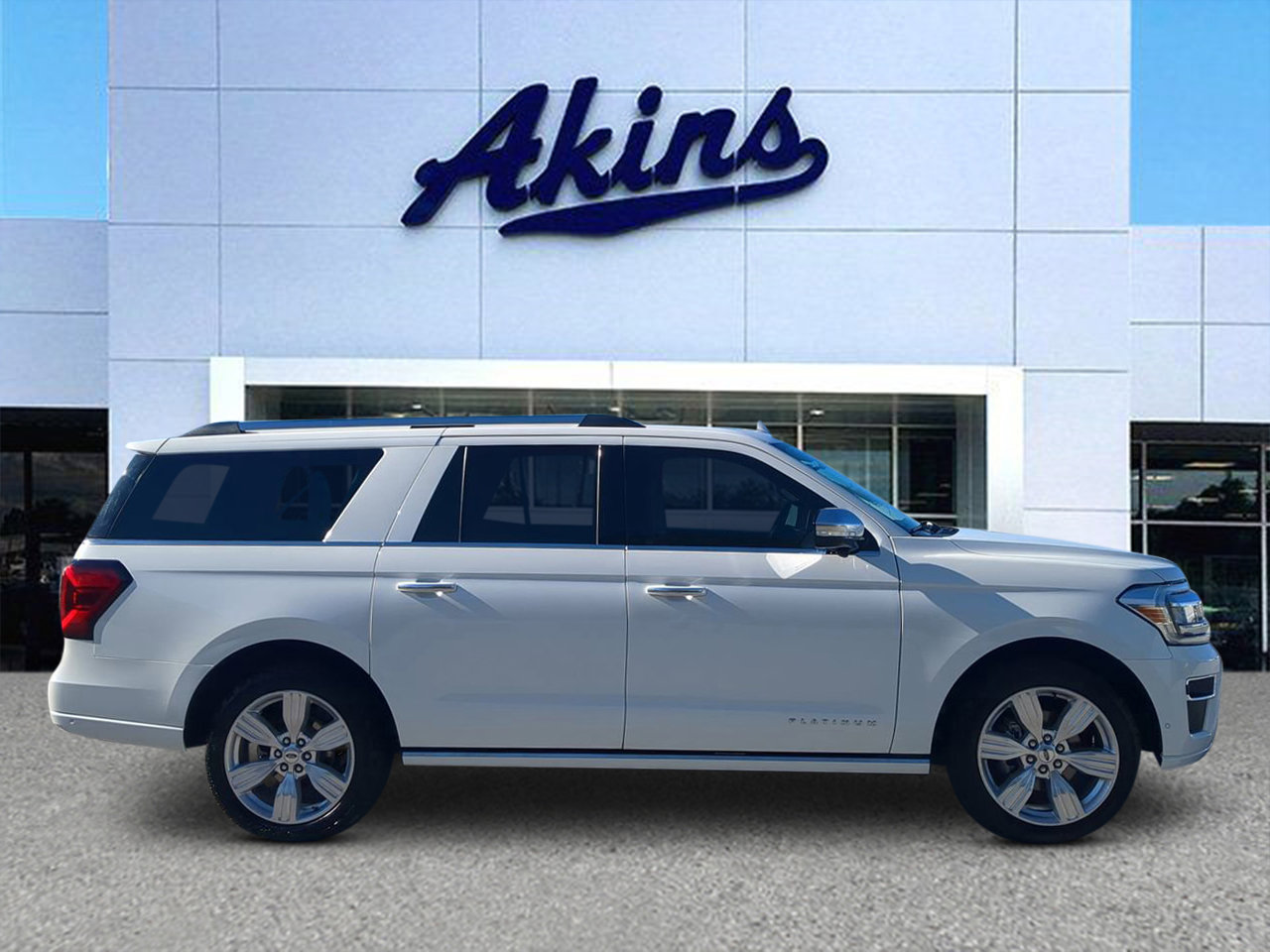 Certified 2024 Ford Expedition Max Platinum image 1