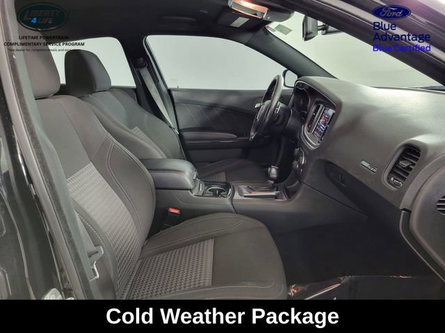 Used 2020 Dodge Charger SXT w/ Blacktop Package image 18
