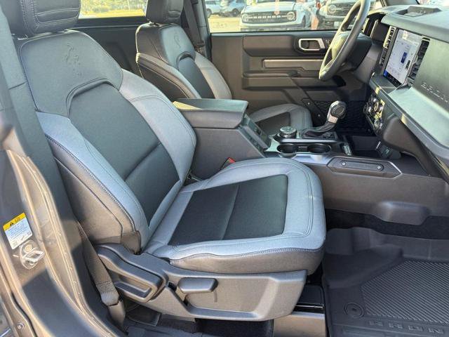 Certified 2025 Ford Bronco 2-Door AWD/4WD image 10