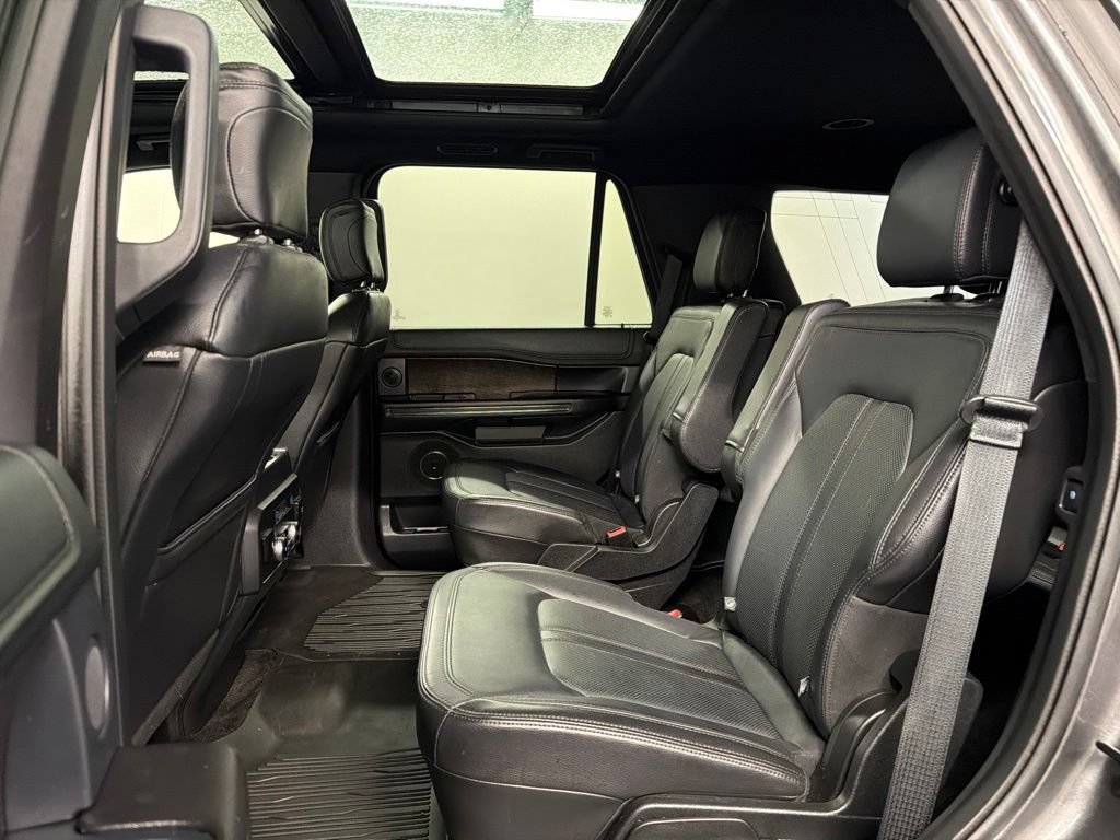 Certified 2018 Ford Expedition Limited w/ Equipment Group 301A AWD/4WD image 37
